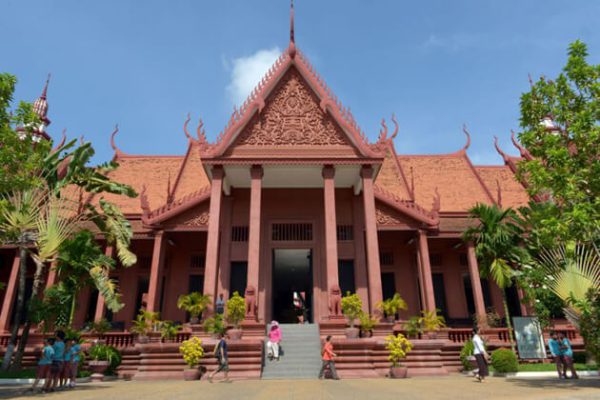 Phnom Penh National Museum, tours in Cambodia