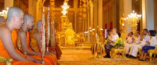 The Cambodia's Monks at Throne Hall