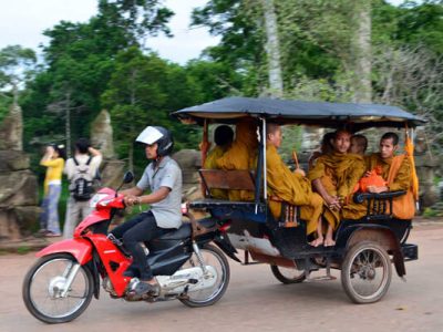 Tuk Tuk Experience in Siem Reap, Vacation in Cambodia