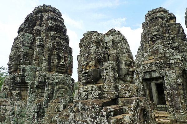Angkor Thom Temple, Travel to Cambodia