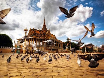 Royal Palace in Phnom Penh Tour