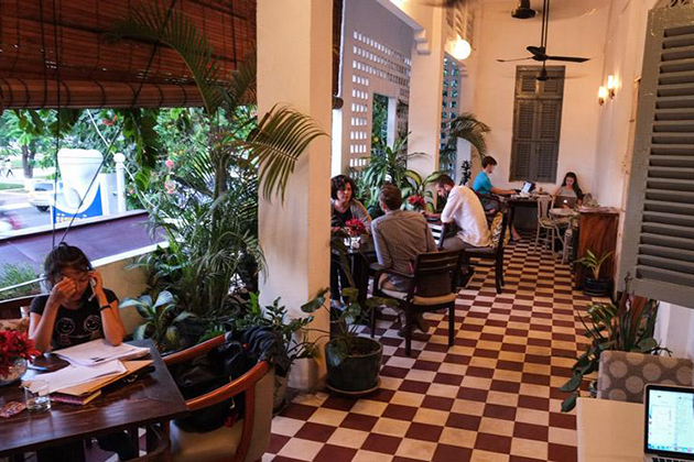 Java Cafe and Gallery Phnom Penh coffee shops