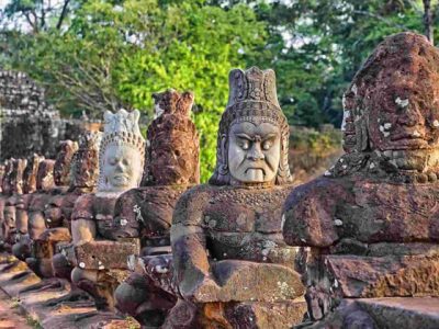 Angkor Wat, Tour in Cambodia