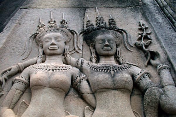 Angkor Wat, Travel to Cambodia