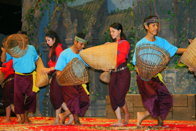 cambodian folk dance cambodian dances