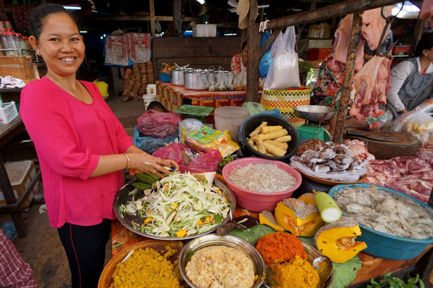 local market in siem reap day tours