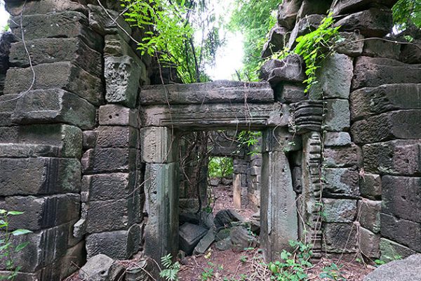 Banteay-Chhmar-cambodia-classic-tour.