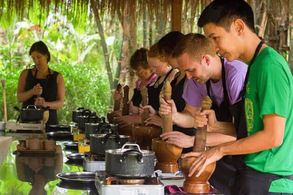 Phnom Penh cooking class, Tour to Cambodia