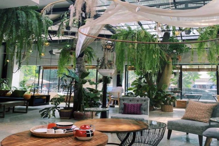 Coffee Shops in Phnom Penh Top 10 Phnom Penh Café Cambodia Tours