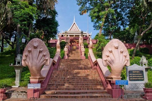 Wat Phnom, Cambodia Tours