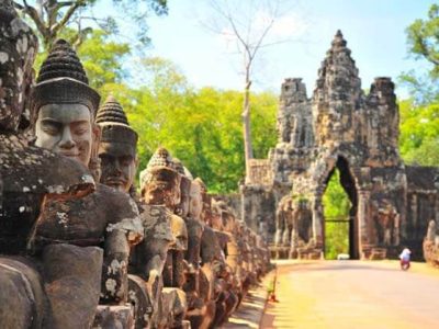 South Gate of Angkor Thom, Cambodia travel tour