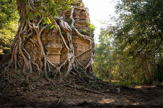 Sambor Prei Kuk in Cambodia tours