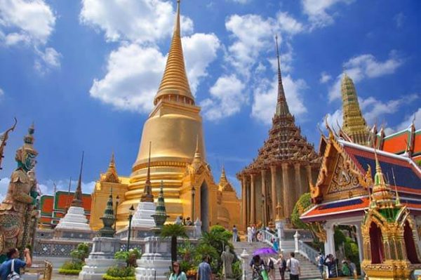 Wat Phra Kaew in Thailand, Cambodia Thailand tour