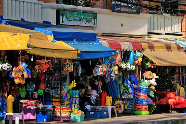 Old Cambodia Market, Family Tour Packages in Cambodia