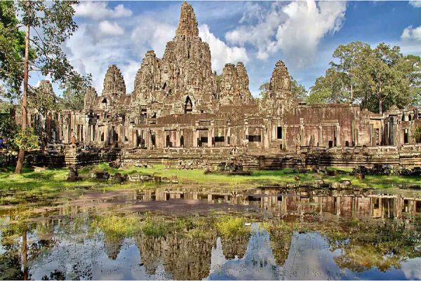 Angkor Wat, Cambodia Tour