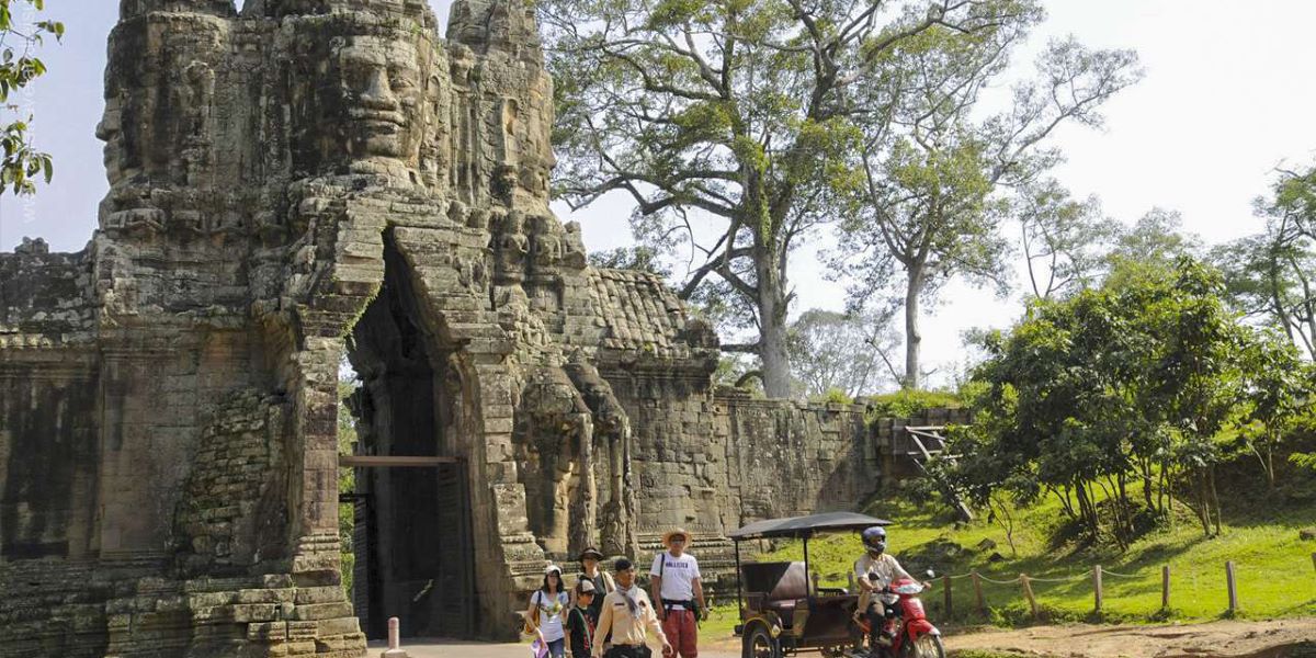 excellent cambodia tour services
