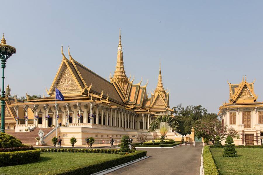 Visit Royal Palace of Cambodia