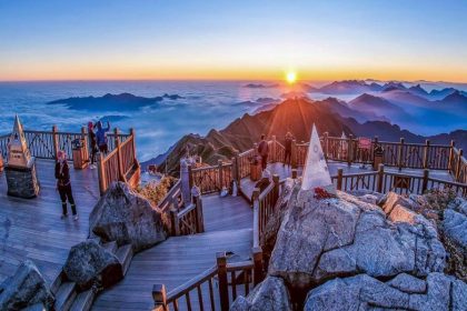 tour to vietnam and cambodia - fansipan peak